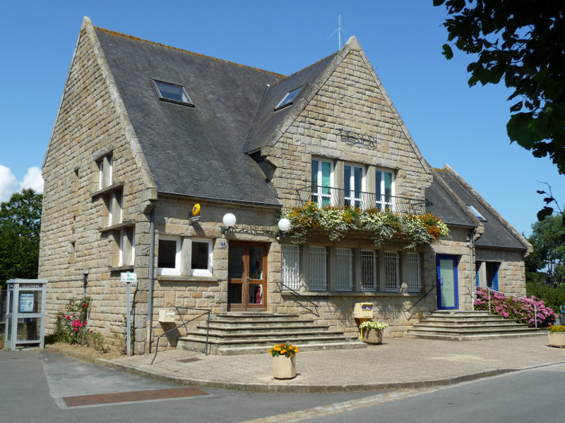 Mairie de Hénon