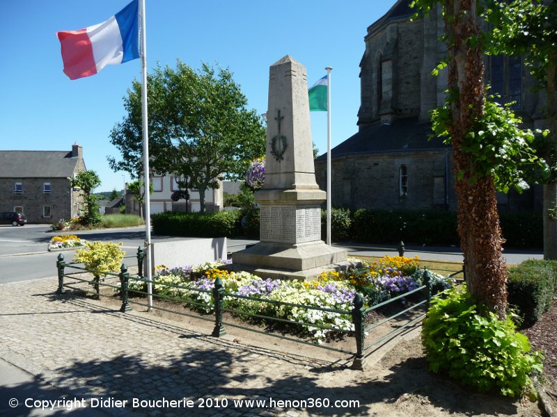 Monument aux Morts Hénon